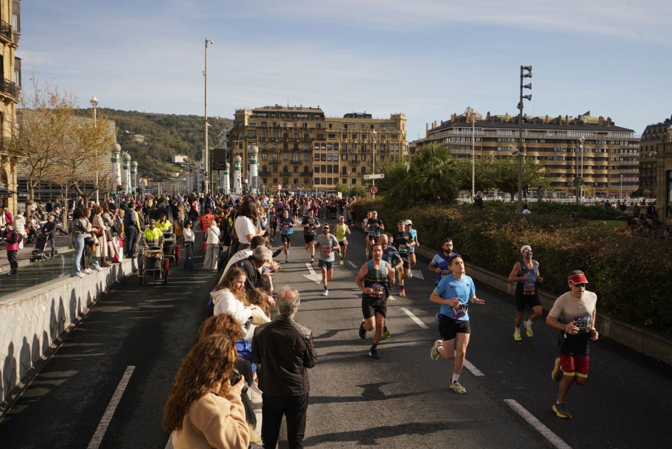La Behobia - San Sebastián, a su paso por el Kursaal donostiarra