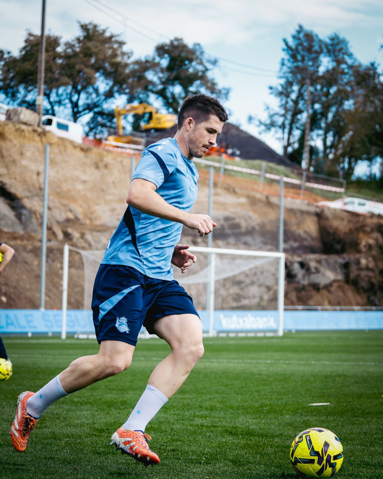 Arranque de una semana distinta bajo mínimos