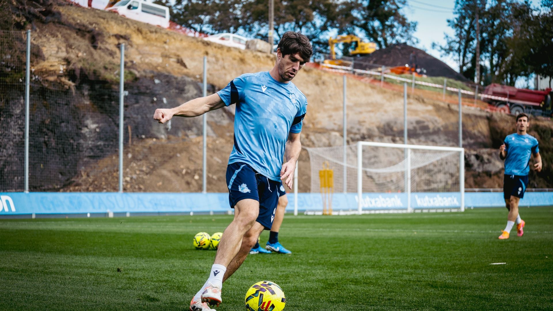 Arranque de una semana distinta bajo mínimos