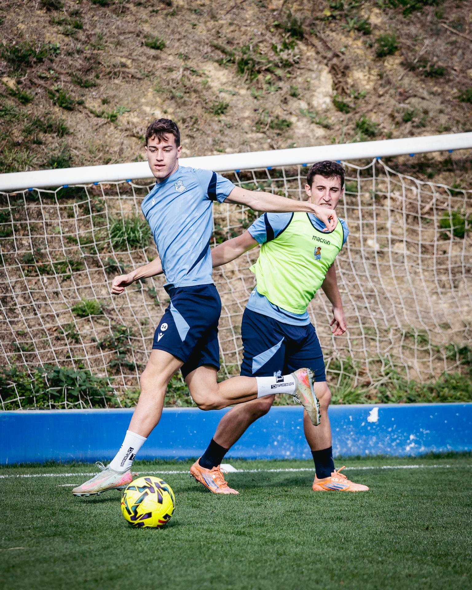 12 &#039;potrillos&#039; y un juvenil refuerzan una práctica con numerosas ausencias