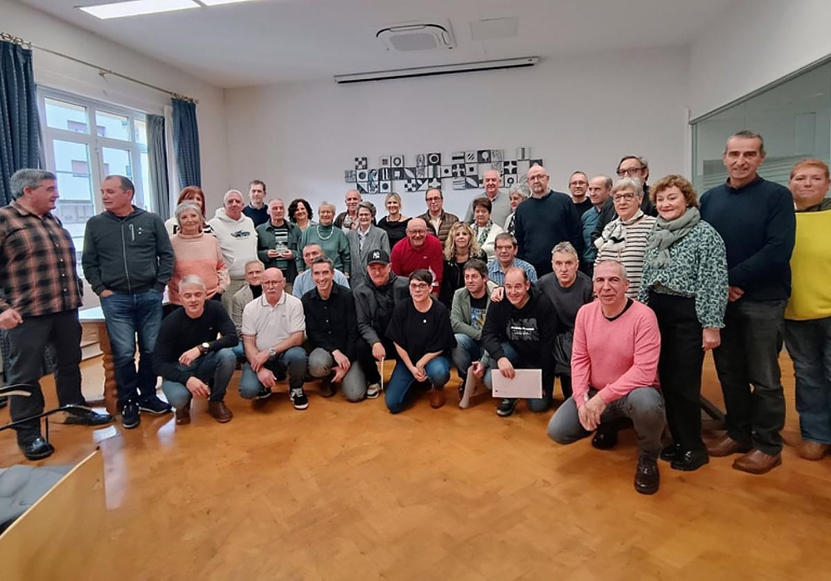 Imagen de los homenajeados durante el acto.