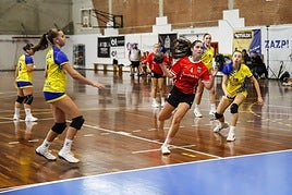 Ane Kortaxanera, jugadora del Urnieta Lanchas Bus.