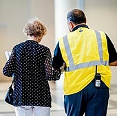 Condenan a una empresa en Euskadi a pagar 16.000 euros a un trabajador por cambiarle de horario de mañana al de tardes