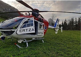 Helicóptero de la Ertzaintza en un rescate