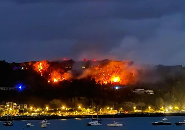 El incendio ha comenzado hacia las 6.00 horas.
