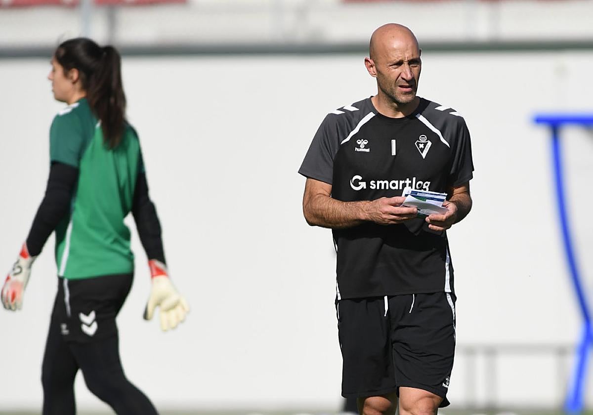 Iñaki Goikoetxea quiere centrarse en los partidos de Liga antes de pensar en la Copa.
