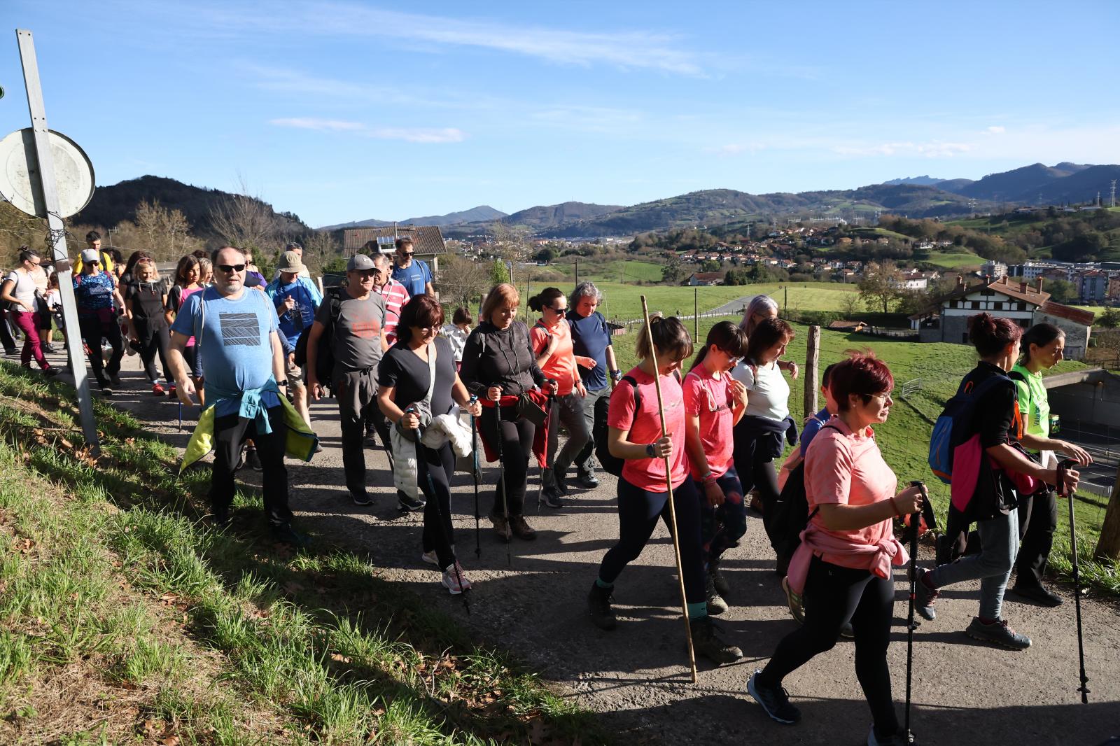 Éxito de la salida al Buruntza con Mendira