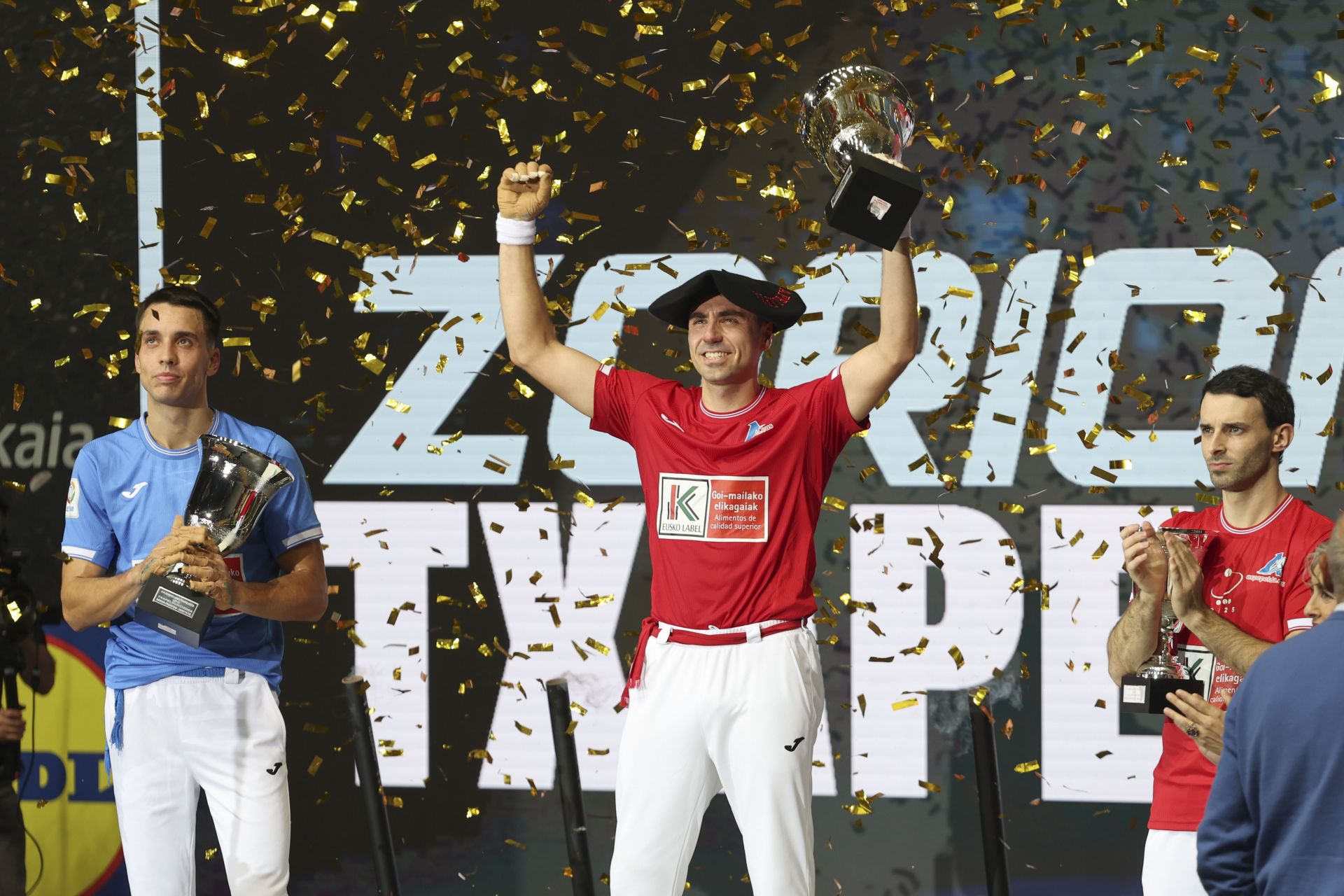 Fotos de la final del Cuatro y Medio: Etxeberria y Zabala