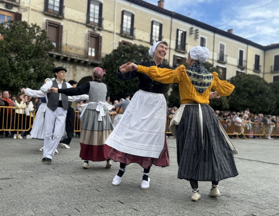 Emotiva arku dantza intergeneracional