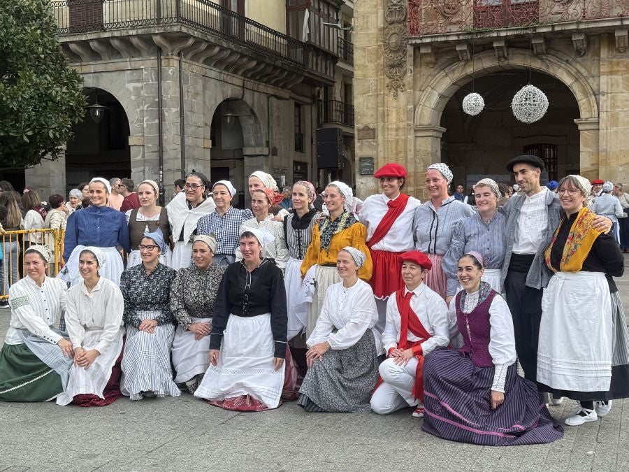 Emotiva arku dantza intergeneracional