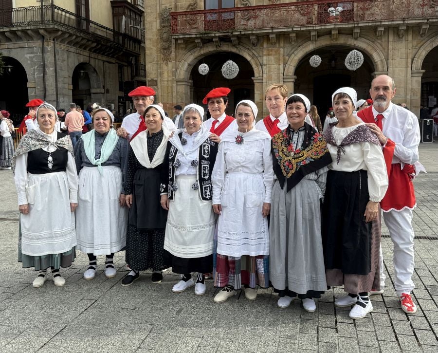 Emotiva arku dantza intergeneracional