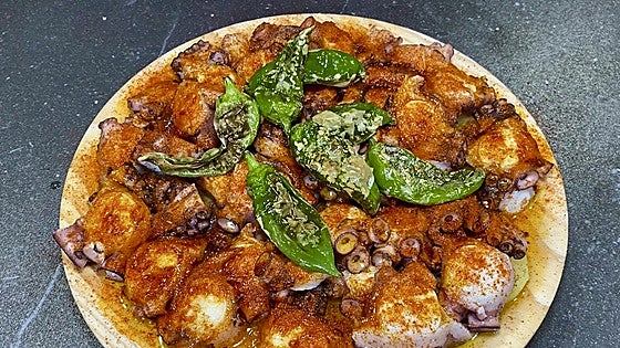 Receta de pulpo con patatas y pimientos