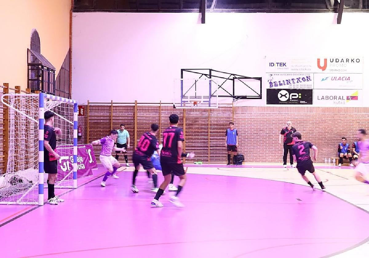 Otxarbateren aurkako derbian nagusitu zen CMO Valves Lauburu.