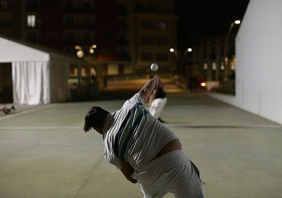 Los Sharks conquistan Gipuzkoa