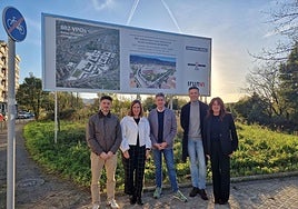 Laborda y Quirós han visitado San Miguel Anaka, ámbito donde bajo la gestión de Irunvi se van a empezar a construir viviendas el año que viene.