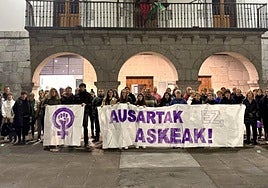 Elkarretaratzeak egingo dira hainbat herritan datorren asteartean.