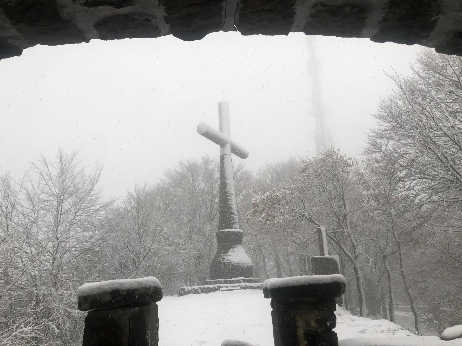 Primeras imágenes de postal en las cimas de Urola Garaia