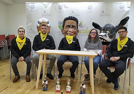 Presentación de la nuevas figuras de Mari y Basajaun.