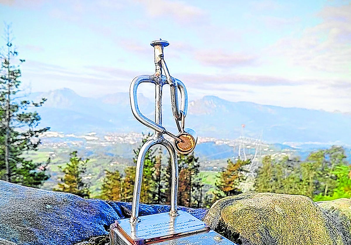 Mendizales deKantsatzeke visitarán al txistulari de Sarrimendi.