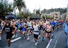 Participantes, en la salida del Maratón.