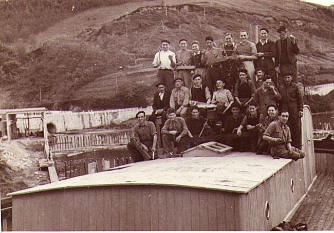 Trabajadores del Astillero Goldaracena de Pasaia-Lezo, año 1943.