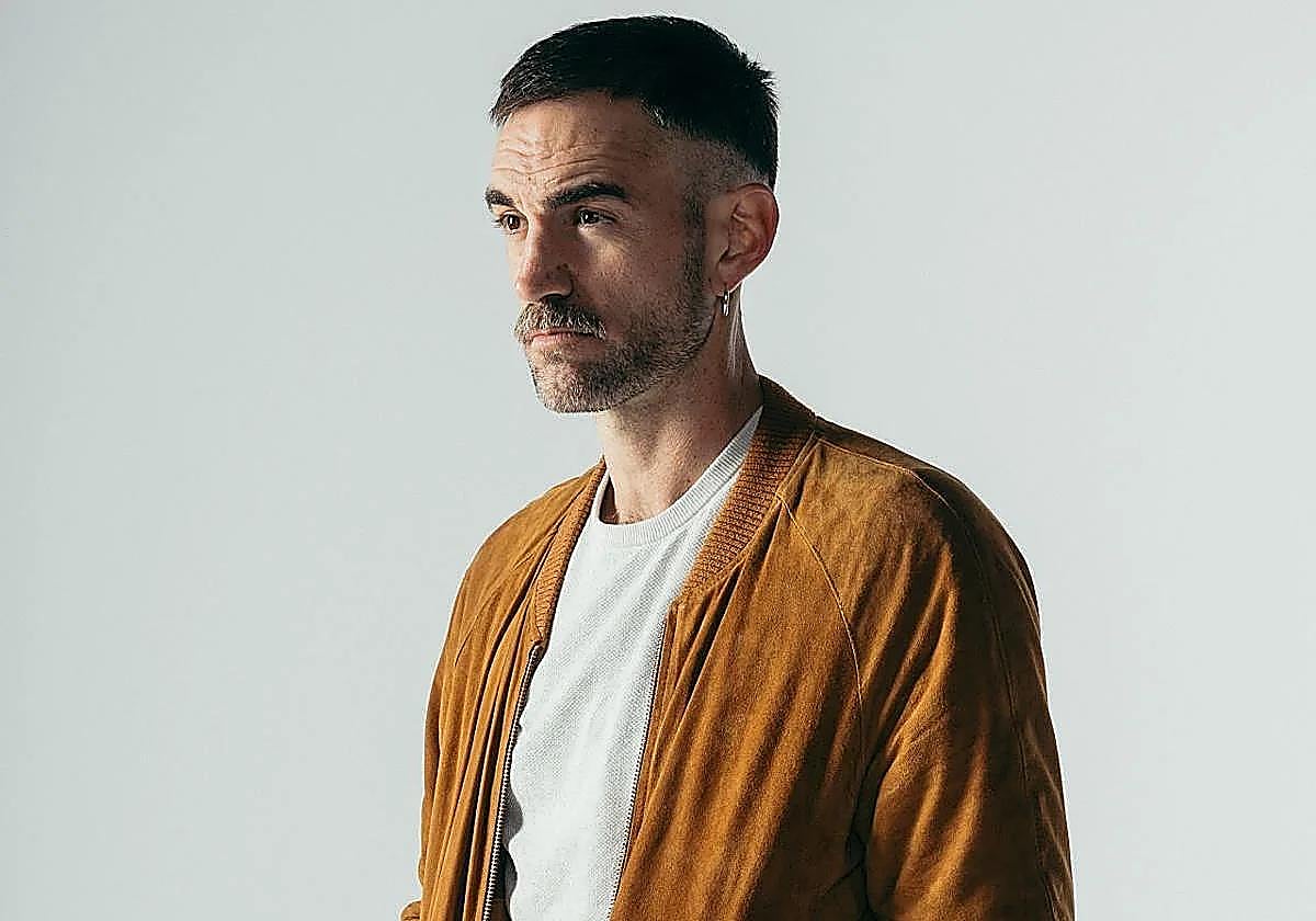 Jon Plazaolak 'AA Aita'-ren birako lehen datak zabaldu ditu