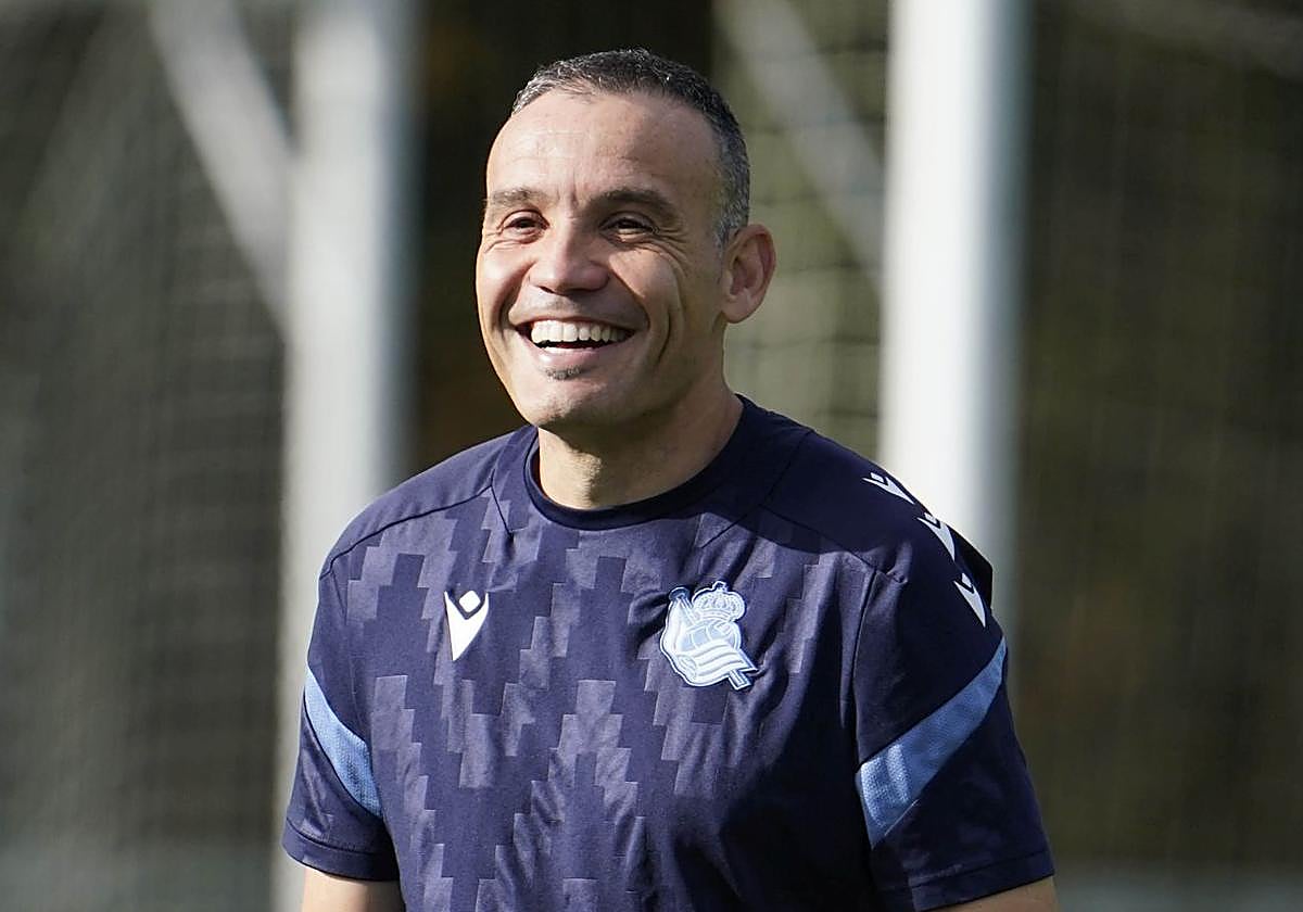 Sergio, sonriente durante un entrenamiento en Zubieta