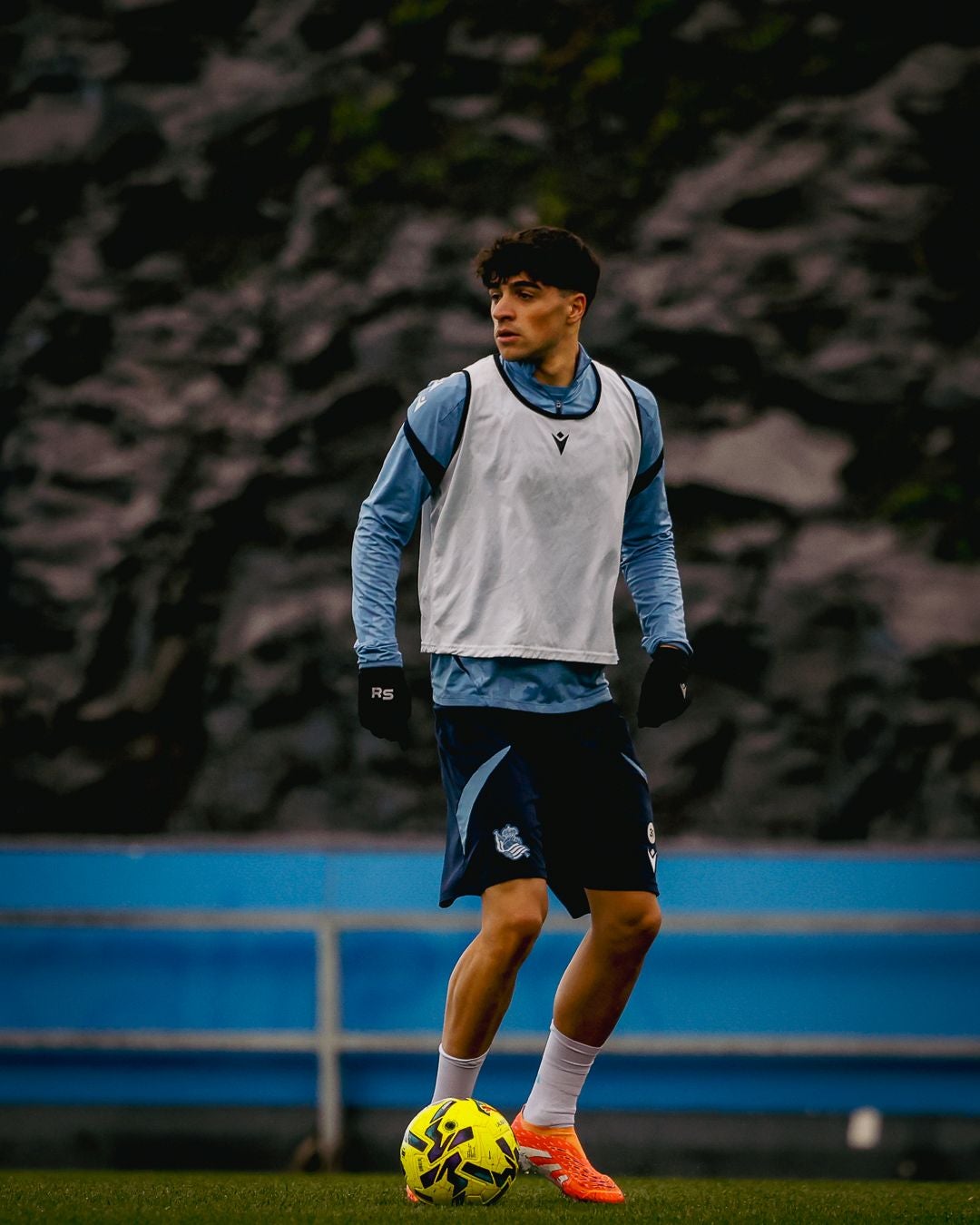 Trabajo para buscar el trío de triunfos en casa