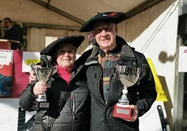 Rosamari San José y Rafael Díaz sonrientes el pasado sábado en Tolosa tras imponerse en el concurso gastronómico organizado por Gure Kaiola.