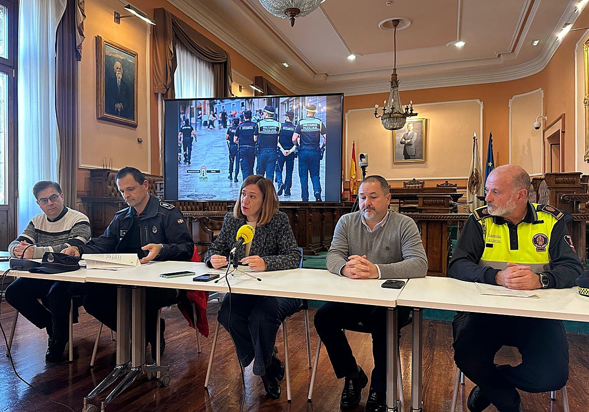 José Mª Lumbreras, Andoni Urdangarin, Cristina Laborda, Iñigo Bergés y Juanjo Aizpiolea.