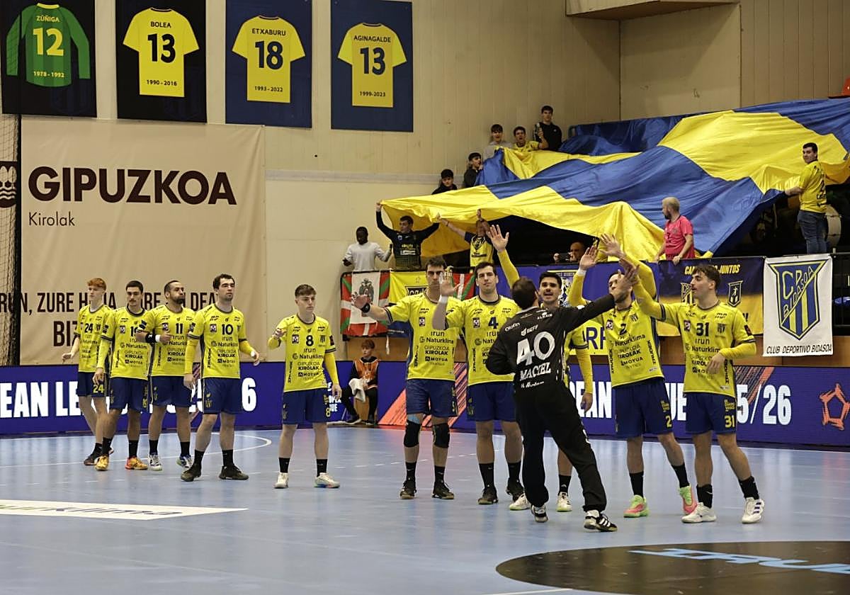 Equipo y afición están preparados para vivir este sábado otro gran partido en Artaleku.