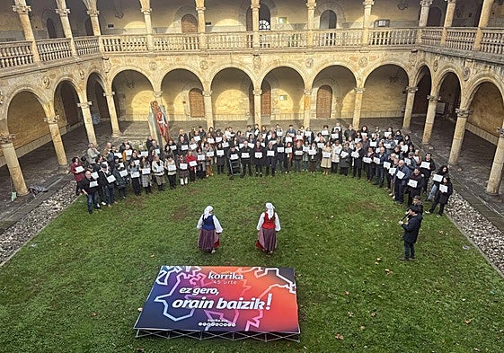 Euskarari «pizkunde berri bat emateko unea» dela aldarrikatu du AEK-k