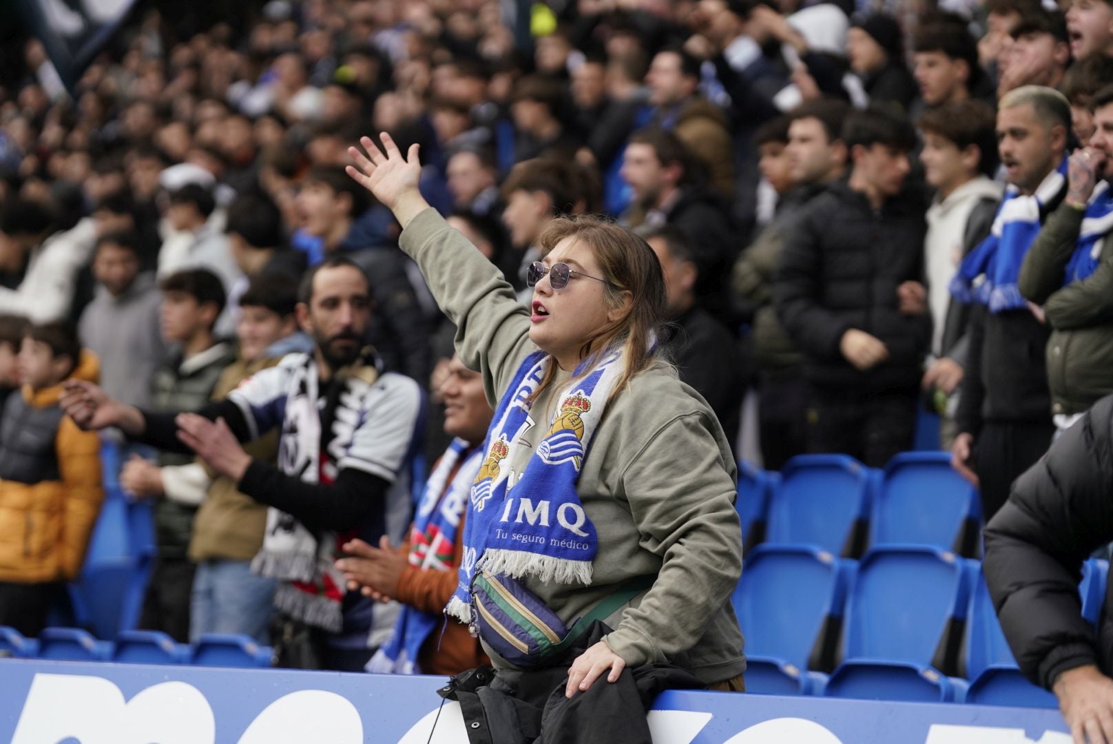 Búscate en las gradas de Anoeta