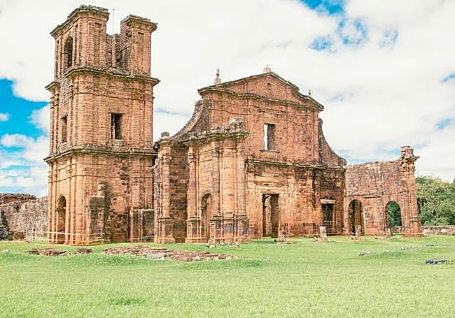 Restos de la reducción jesuítica de San Ignacio, hoy declarados Patrimonio de la Humanidad por la UNESCO.