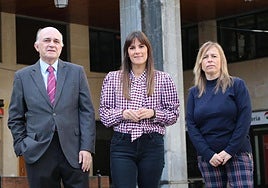 Los concejales jeltzales, Luis María Oyarbide, Elixabete Murua y Jaione Franco