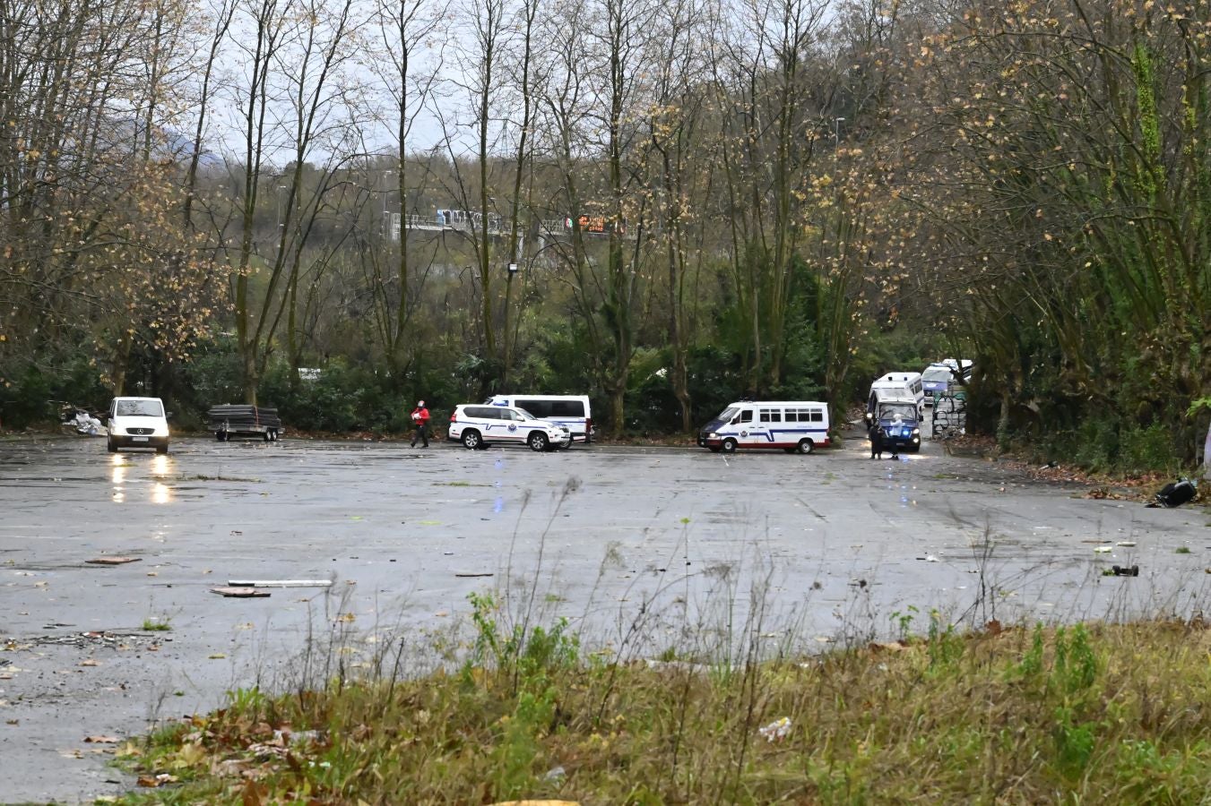 Desalojo del edificio okupado en Martutene