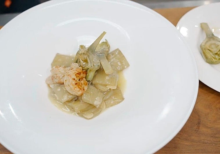 Cardo con almendras, un clásico que Aristondo reformula