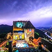 Un mercadillo navideño y un castillo medieval de cuento en la Ciudad Europea de la Navidad 2025