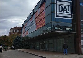 Exterior de Landako gunea, que a partir de este viernes acogerá Durangoko Azoka.