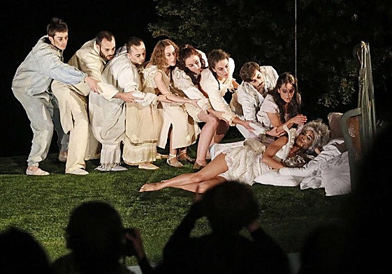 El montaje de 'Sueño de una noche de verano' en Cristina Enea fue uno de los mejores legados de aquel año.