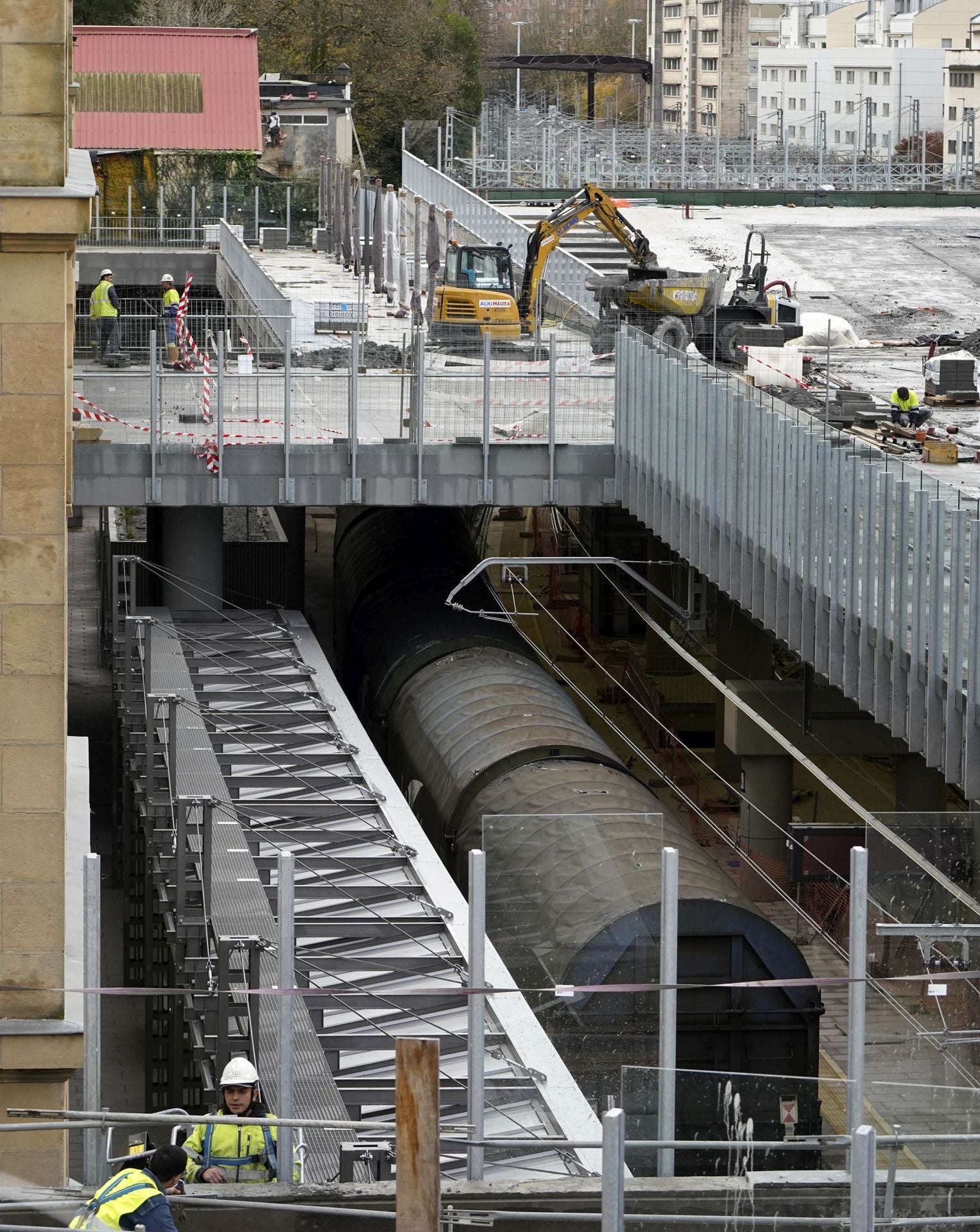 Las obras para poder recibir el TAV en Atotxa, a punto