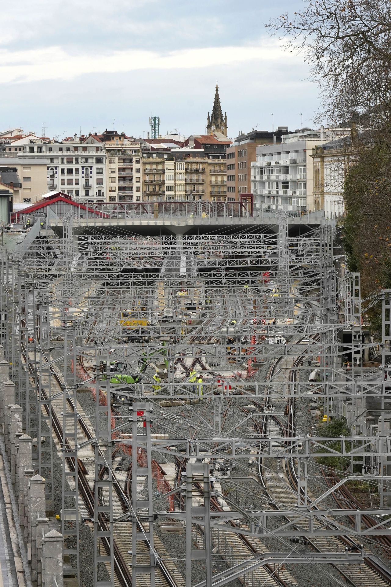 Las obras para poder recibir el TAV en Atotxa, a punto