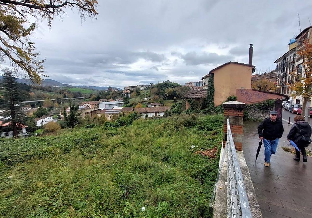 Zona afectada.Parte de Atzieta kalea donde está previsto el futuro desarrollo urbanístico.