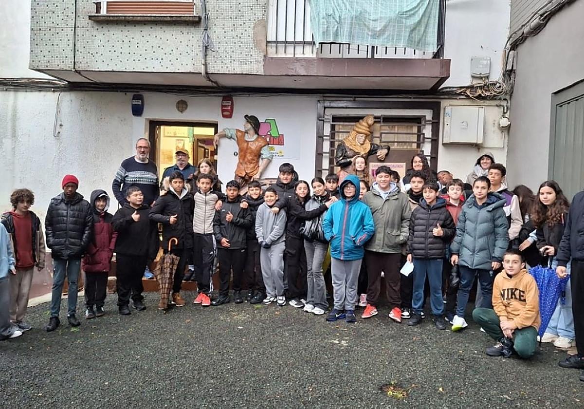 Visita al museo de Burdina