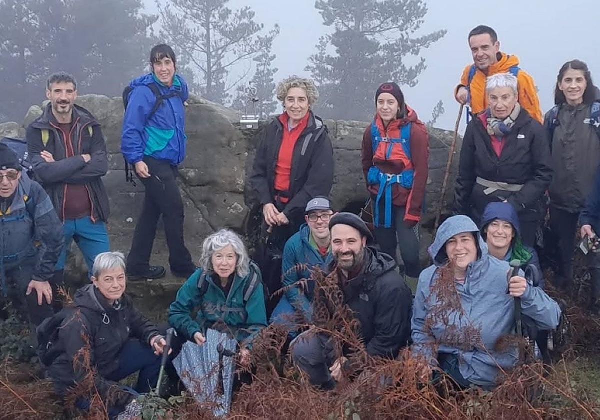 Con Kantsatzeke en la cima Sarrimendi, en Berriz