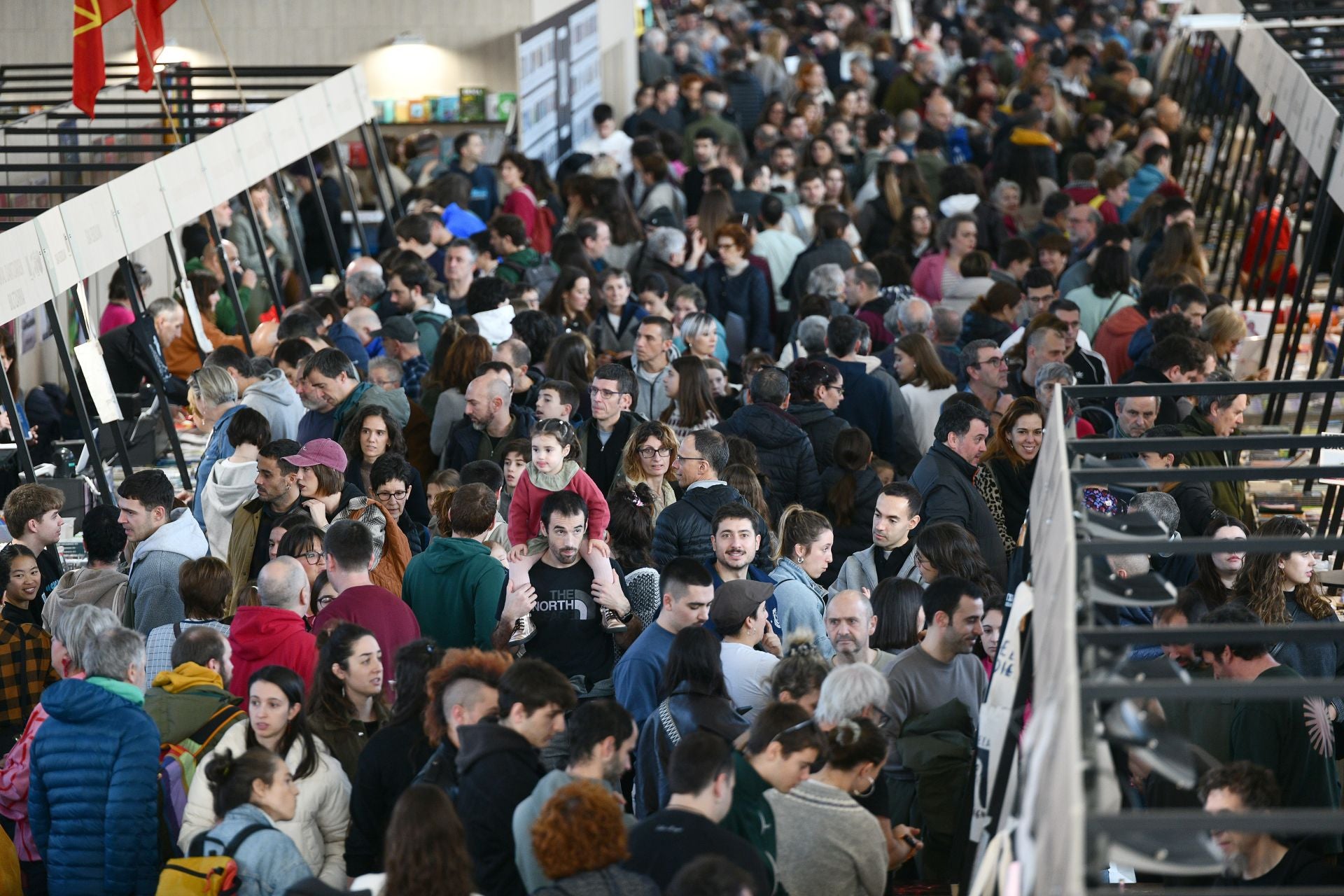 Liburu eta diska festa, baina omenaldietarako denbora baita ere