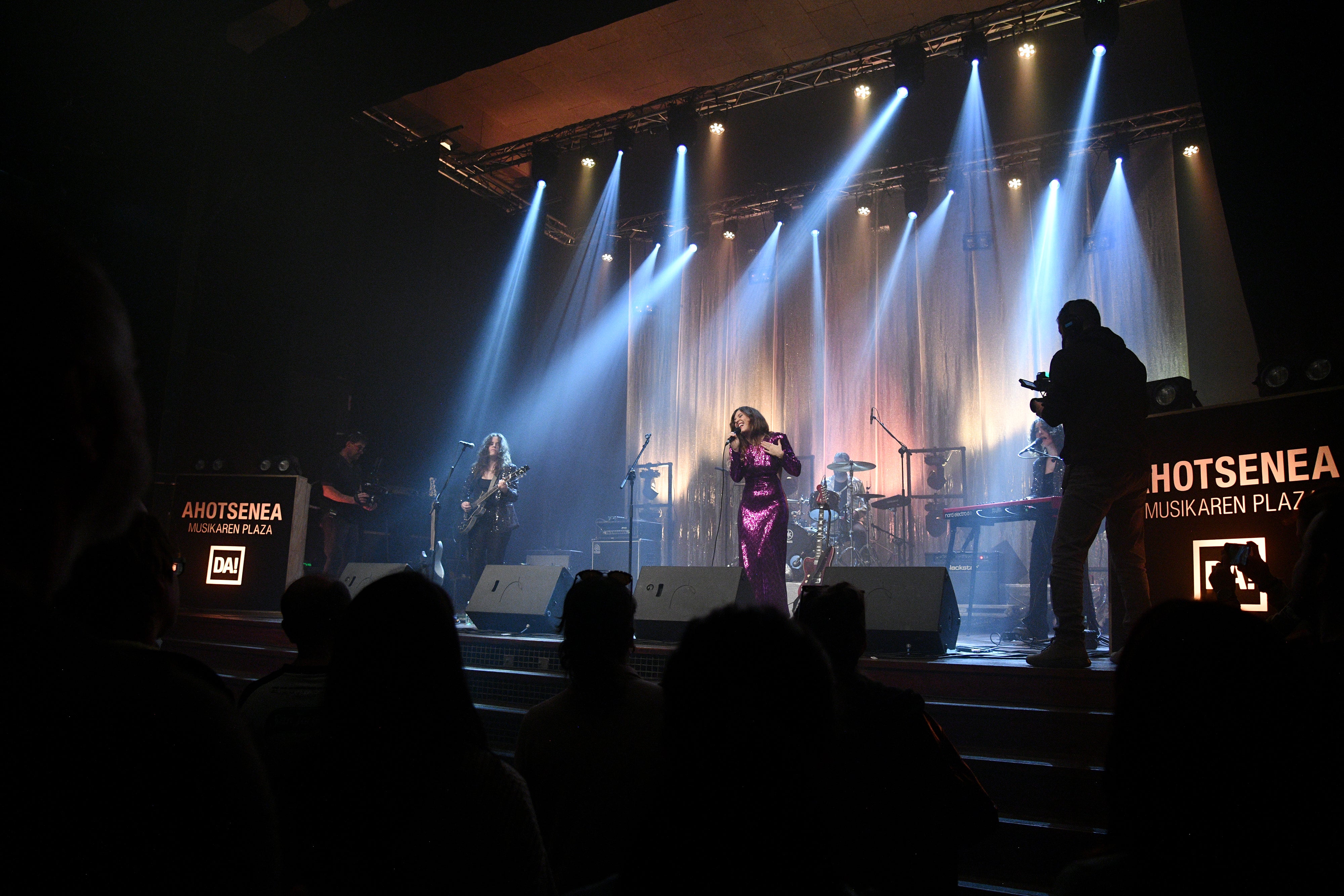 Liburu eta diska festa, baina omenaldietarako denbora baita ere