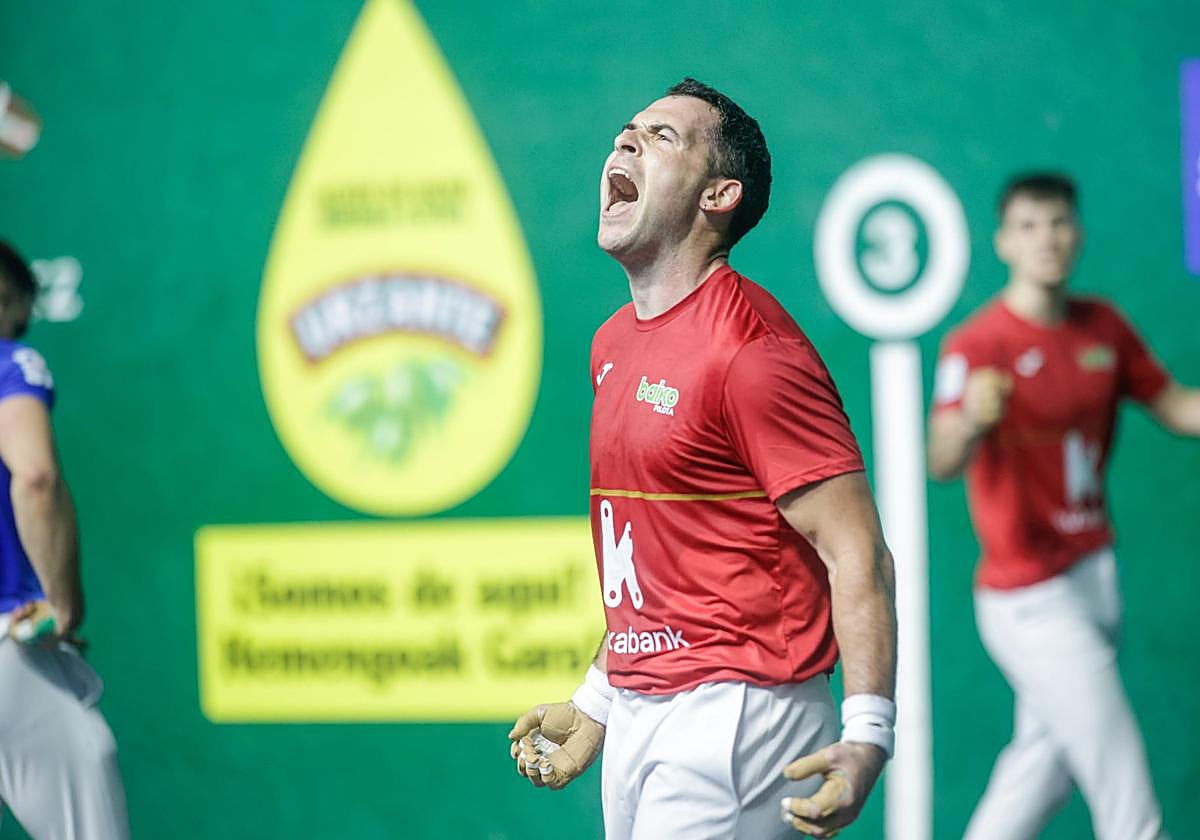 Iztueta & Jaka: Pelota Successes