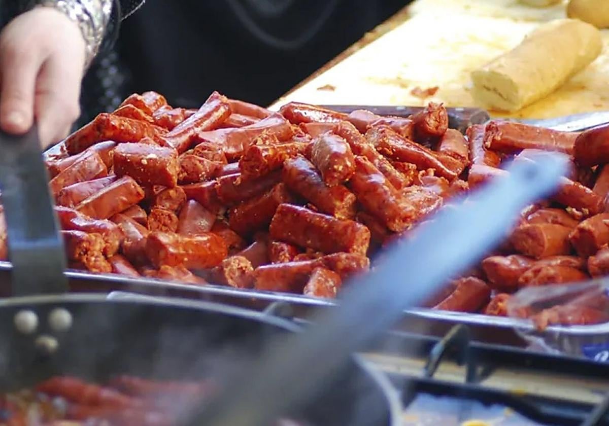 La txistorra es el ingrediente imprescindible de cualquier festejo vinculado a Santo Tomás.