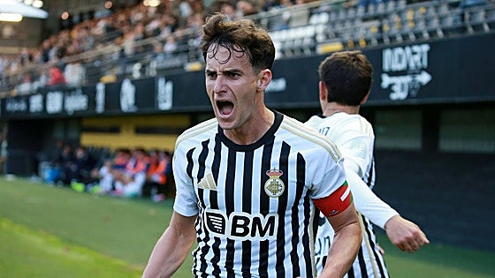 El Real Unión ha encontrado los goles que lo acercan a su hábitat natural